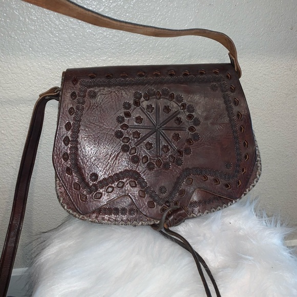 Beautiful hand crafted vintage leather bag - Picture 3 of 6